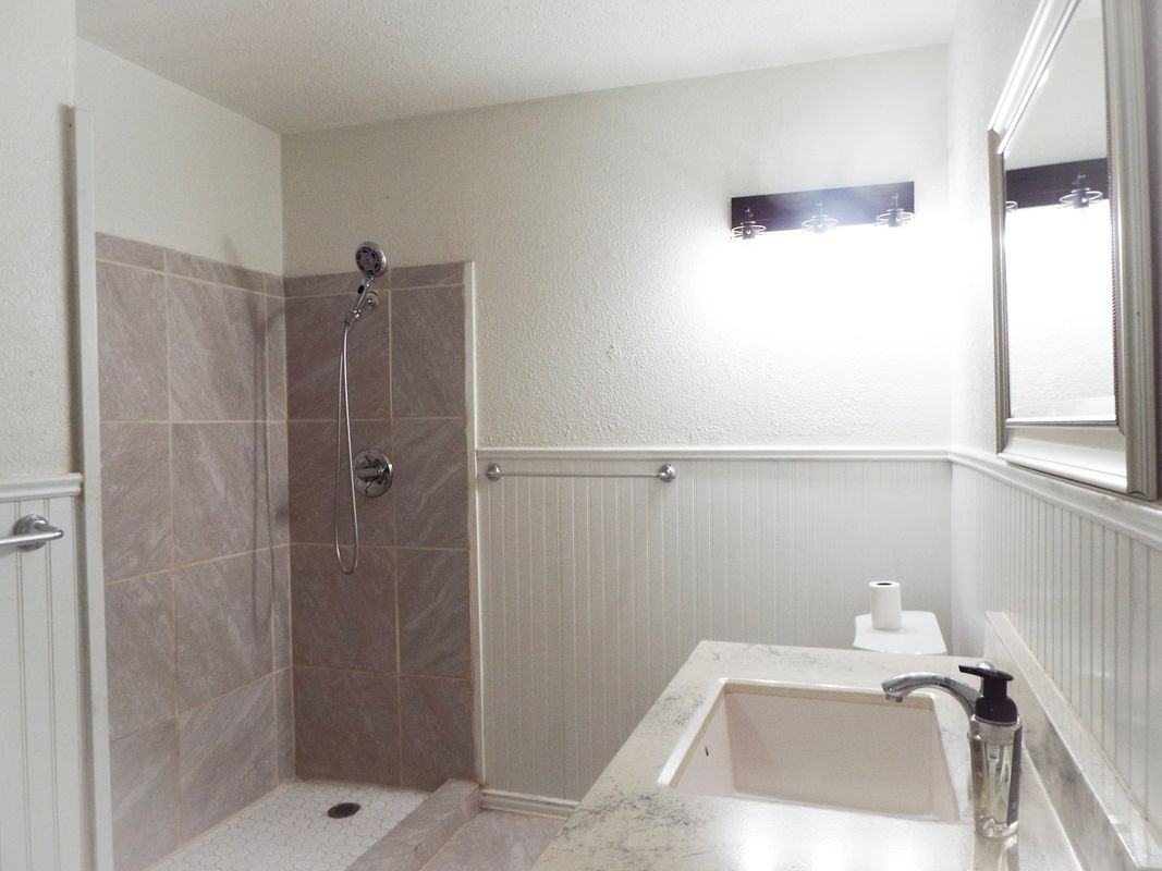 4607 Wisconsin St - Photo 2 of 14