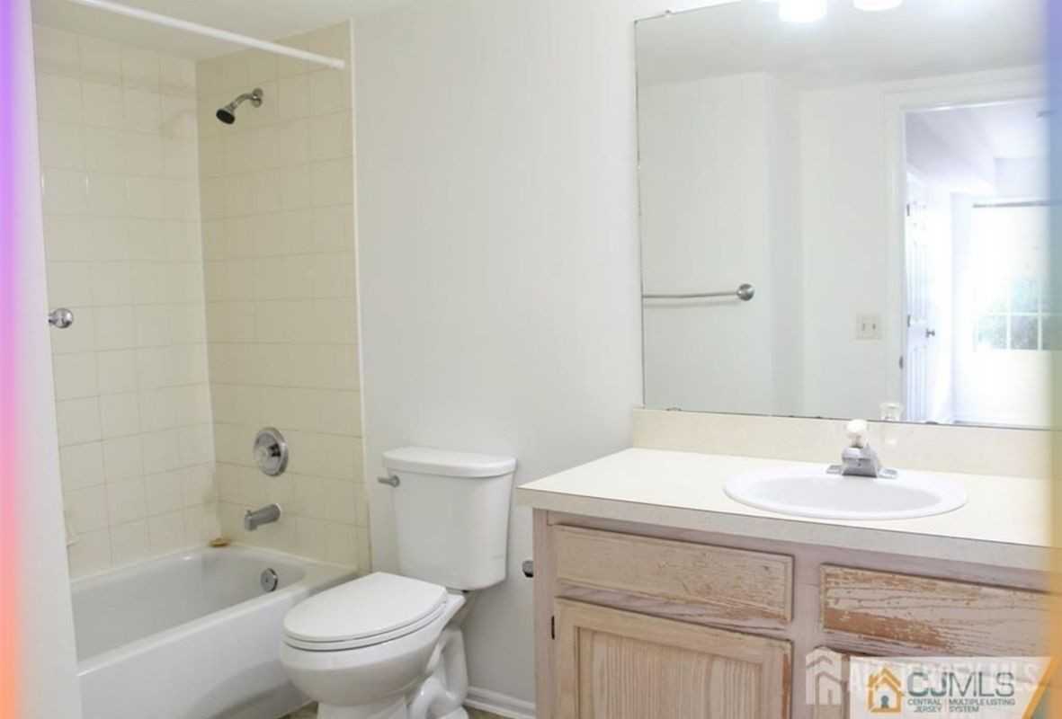 1201 Plymouth Road - Photo 7 of 14