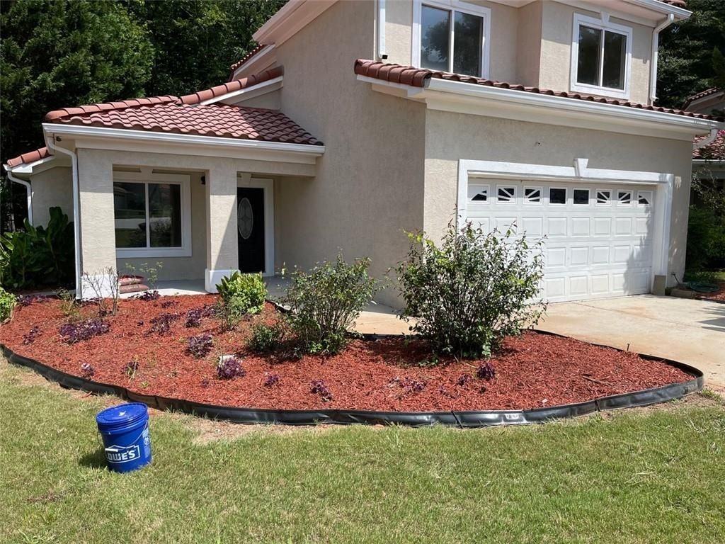 128 Garden Walk - Photo 4 of 9