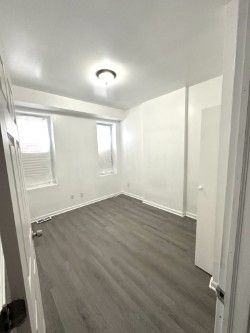 1127 West 2nd Street