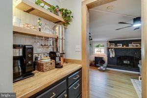 featured image of 40905 Spring House Lane