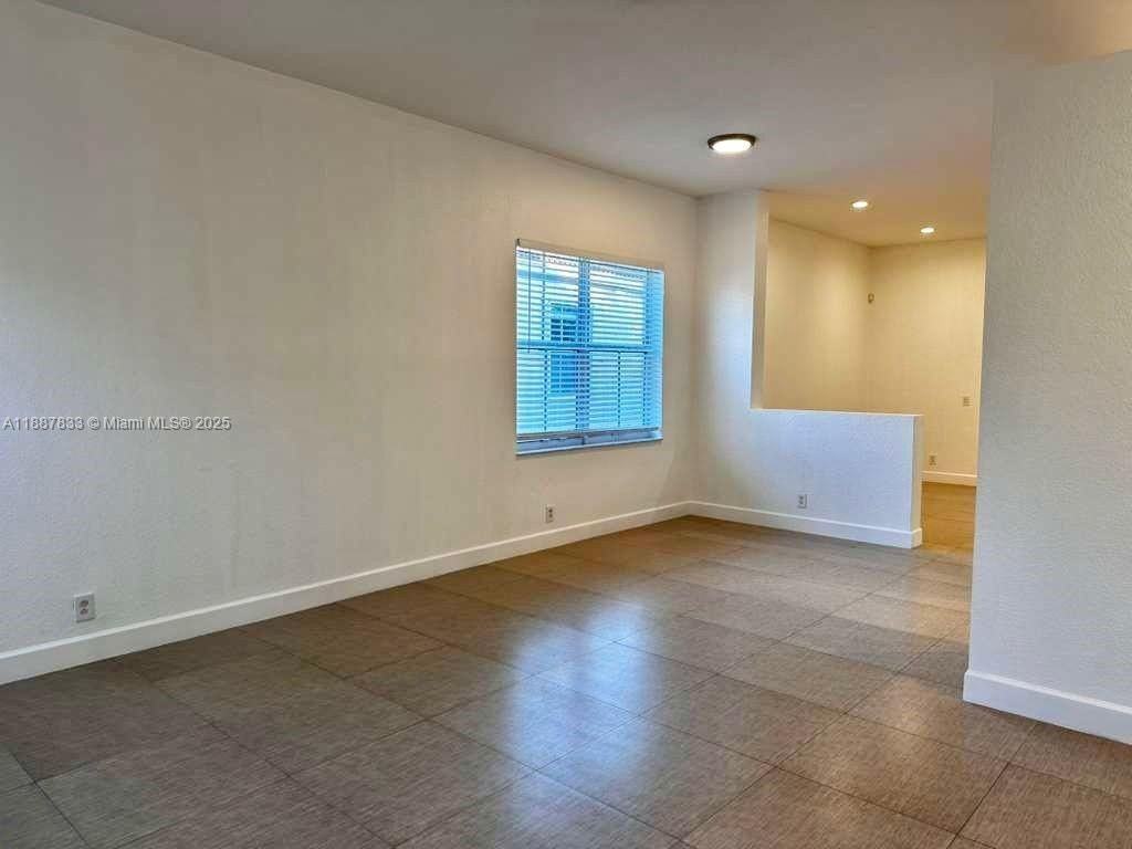 761 Aspen Lane - Photo 4 of 13