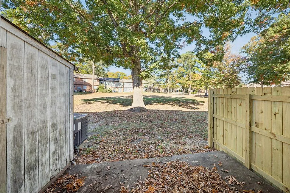 1508 Stowmarket Court - Photo 2 of 6