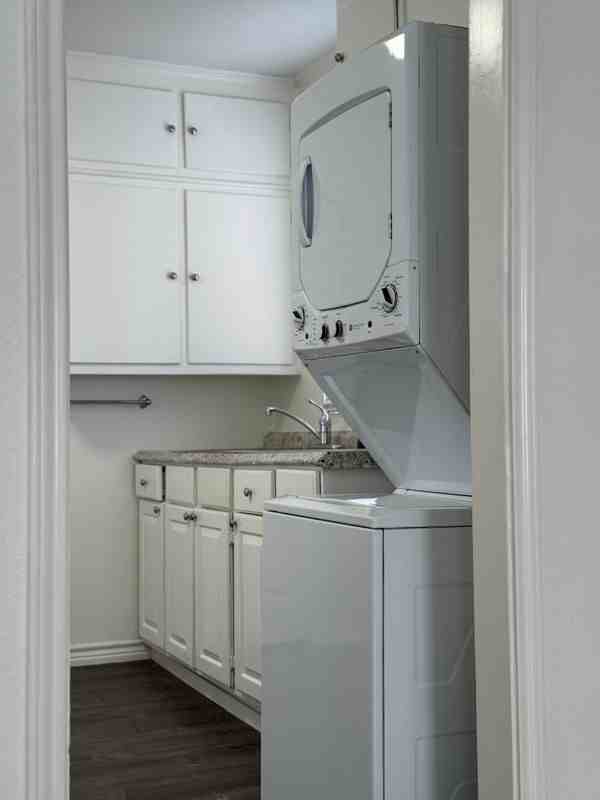 513 Eleanor Avenue - Photo 6 of 17