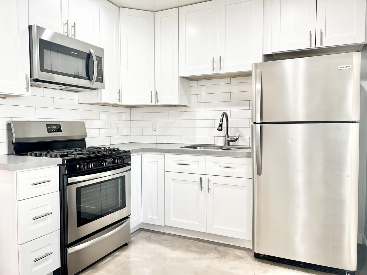 4223 North 26th Street #7 - Photo 4 of 31