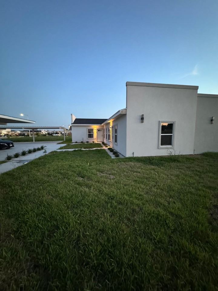 1315 Beverly Avenue #1