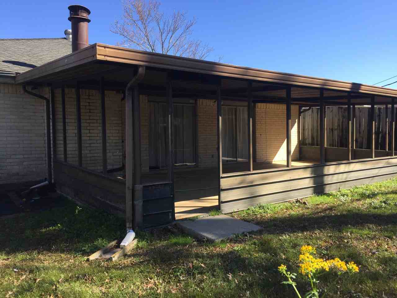 2424 Oakmere Drive #NA - Photo 2 of 19