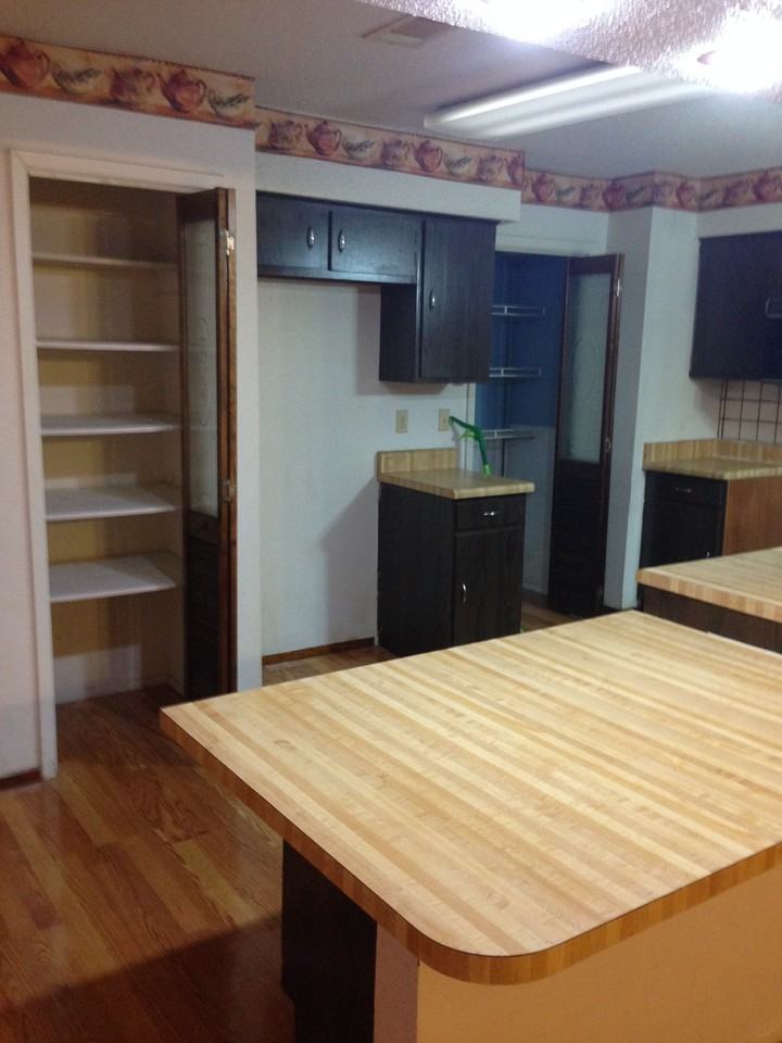 2424 Oakmere Drive #NA - Photo 4 of 19