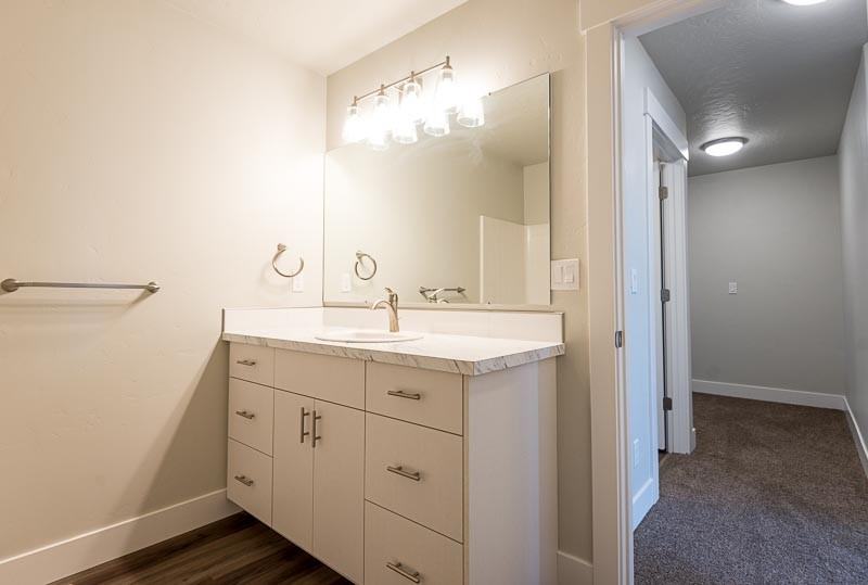 305 N Johnson Ave #B - Photo 3 of 14