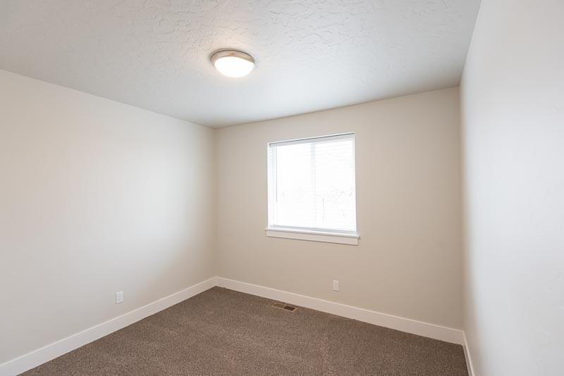 305 N Johnson Ave #B - Photo 4 of 14