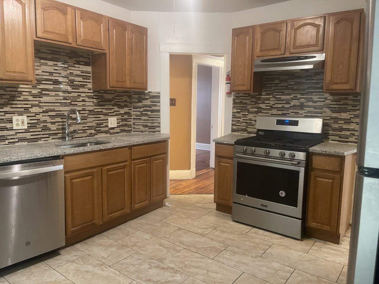 6 Bailey St #1 - Photo 6 of 13