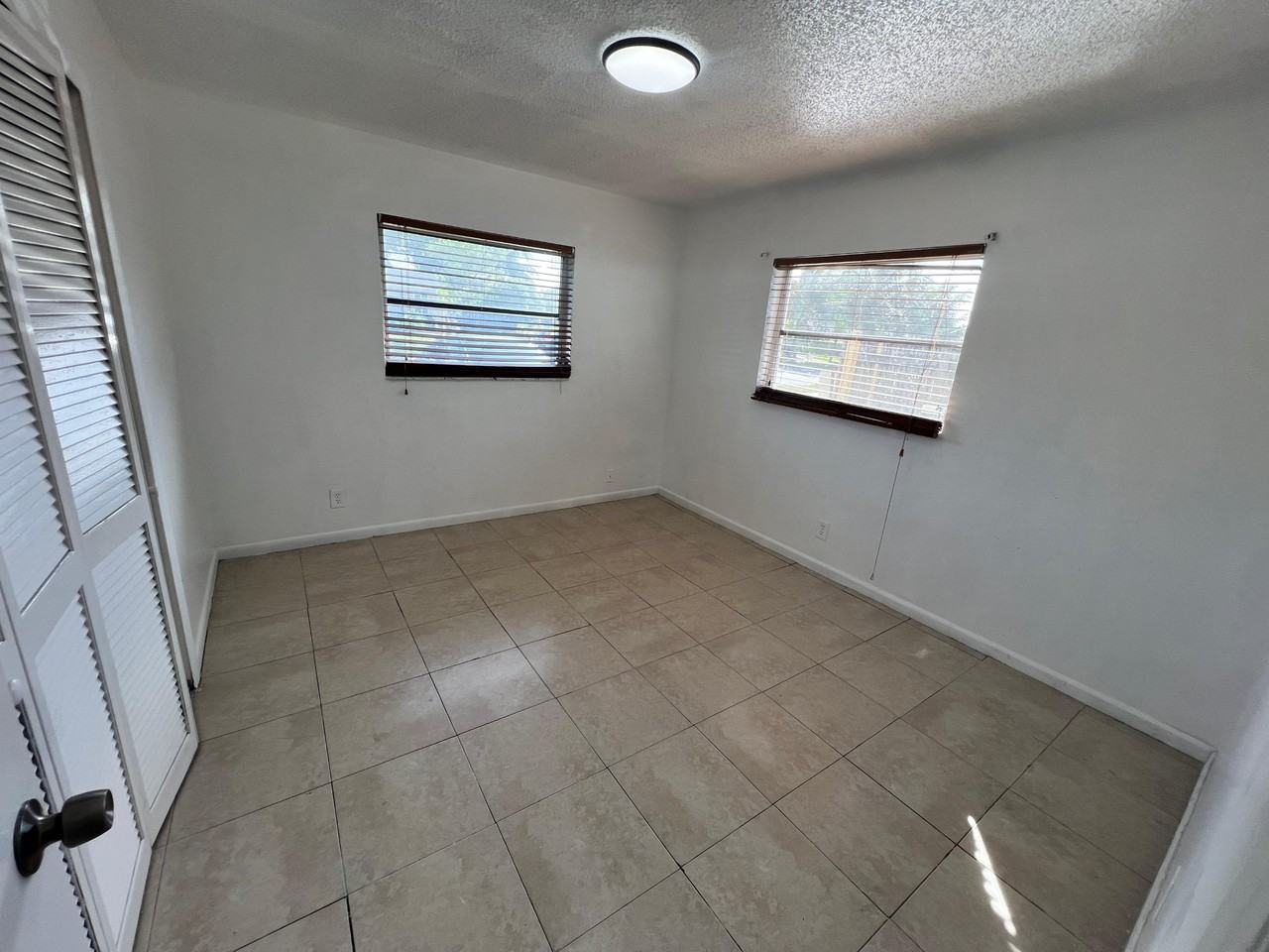 3319/3321 Grove Rd #A - Photo 3 of 9