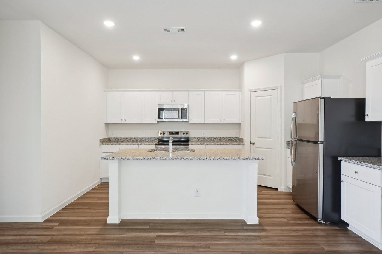 16125 Viburnum Dr #NA - Photo 7 of 7