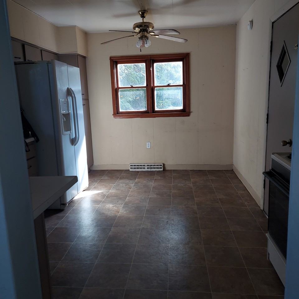 1030 Bond Street #NA - Photo 3 of 7