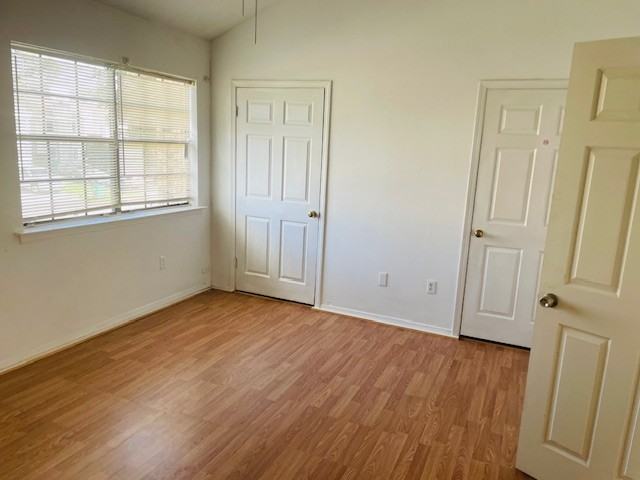 1511A Kings Rd #NA - Photo 7 of 20