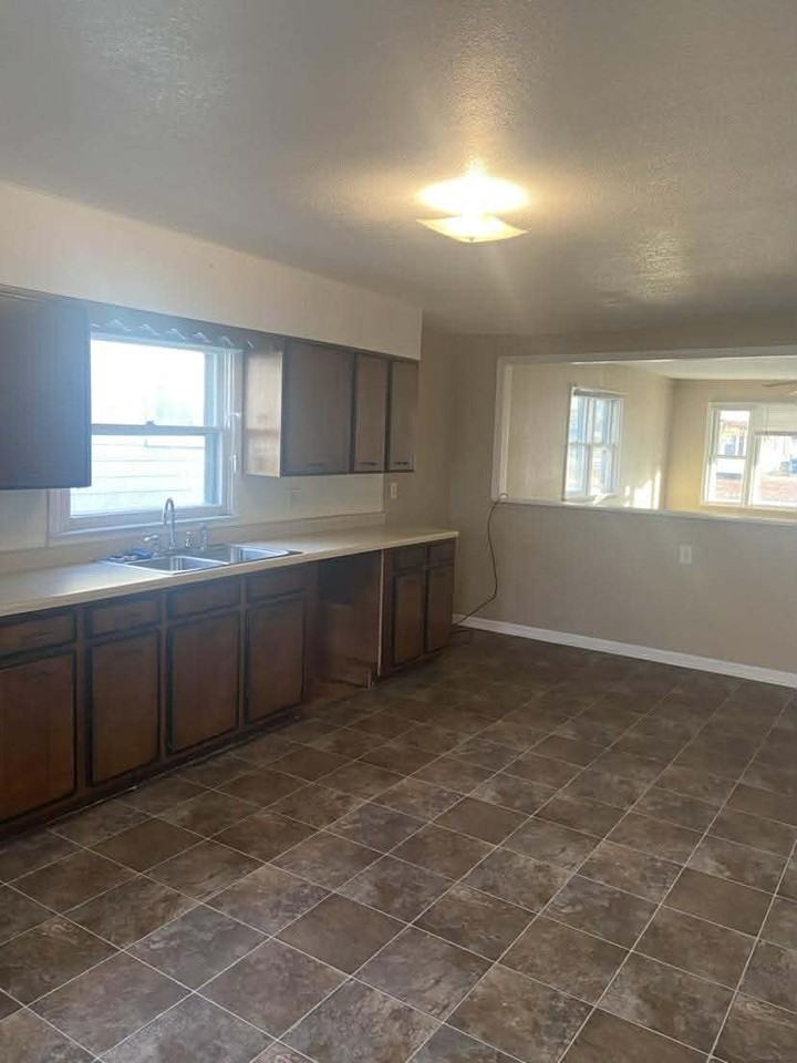 506 West Maple Street #NA - Photo 2 of 8