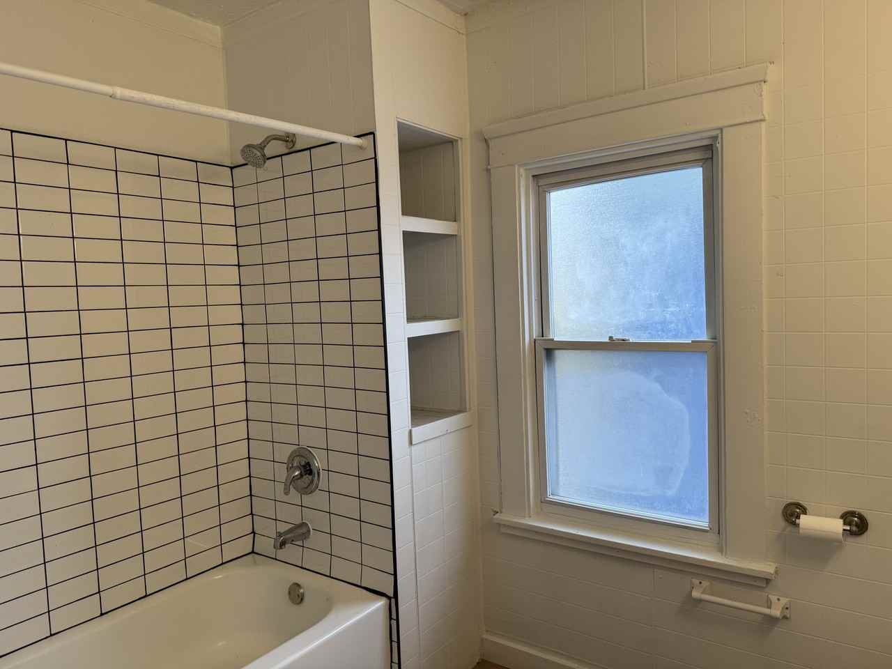 12509 Maple Ave #NA - Photo 4 of 5