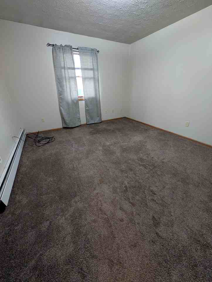 6450 Saint Andrews Dr #2 - Photo 6 of 8