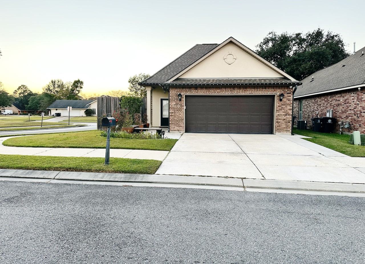 4847 Juniper Park Dr #NA - Photo 2 of 24