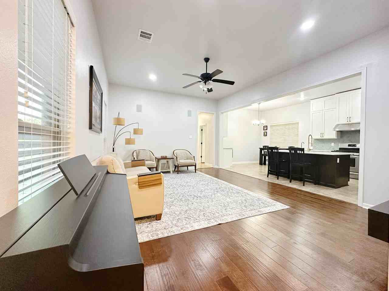 4847 Juniper Park Dr #NA - Photo 4 of 24