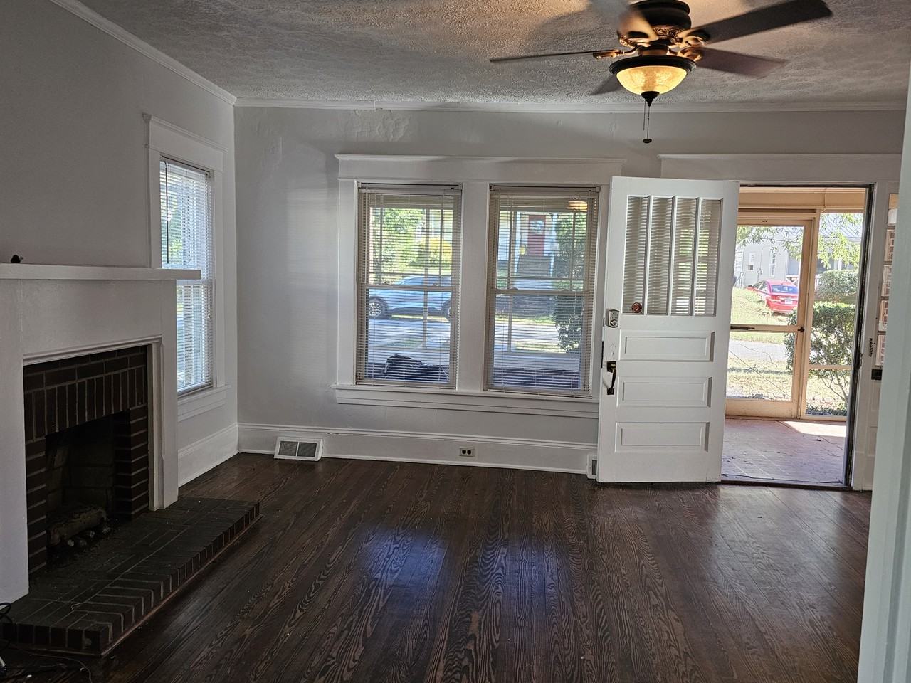 920 N Church St #NA - Photo 4 of 44