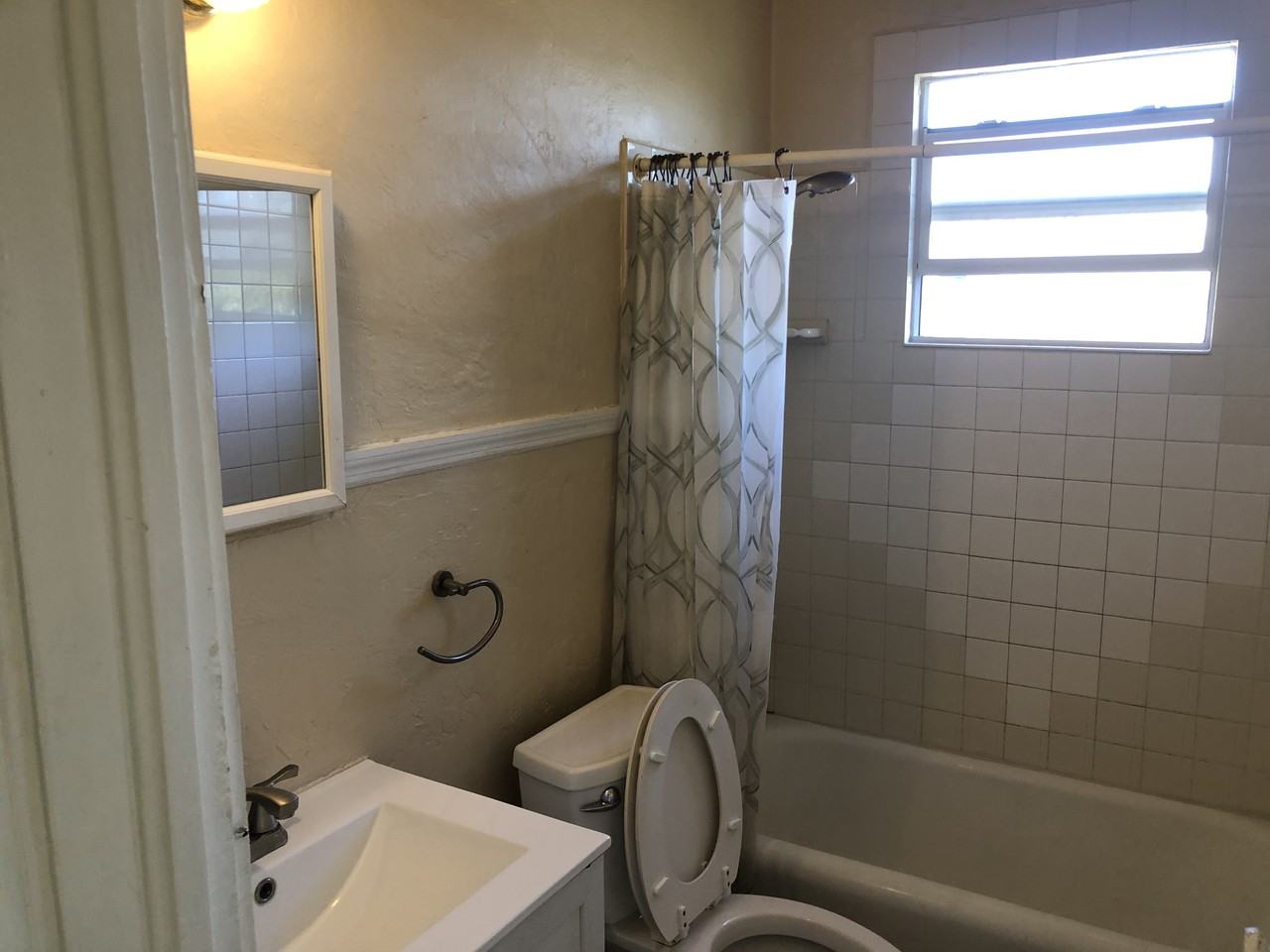 416 Goodall Ave #NA - Photo 6 of 14