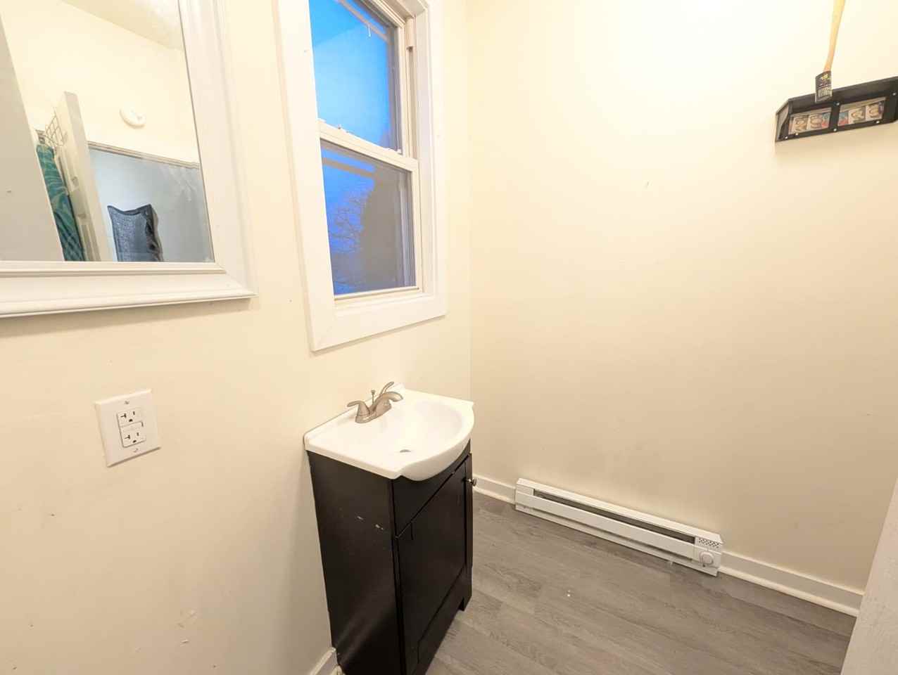 549 Swallow St #1 - Photo 3 of 9