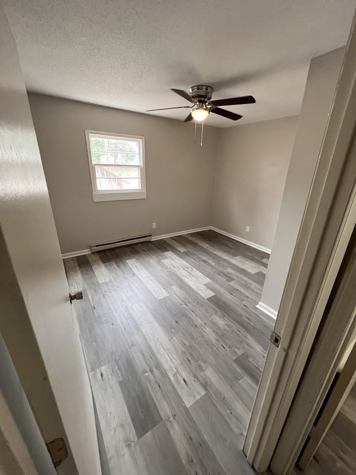 216 Church St #4 - Photo 6 of 9