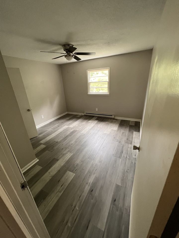 216 Church St #4 - Photo 7 of 9