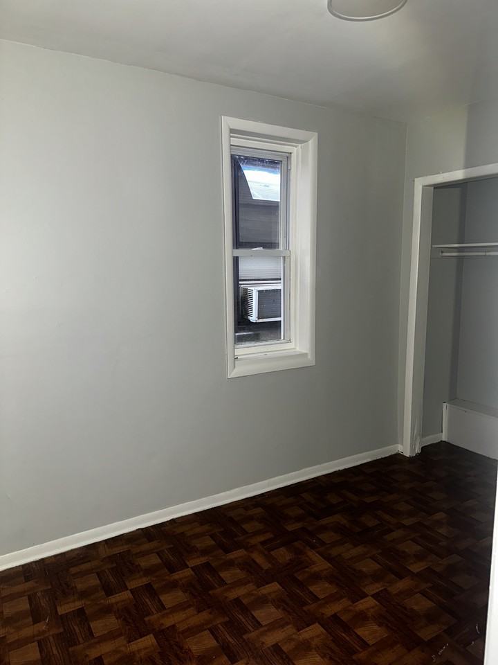 3055 N Monticello Ave #1 - Photo 4 of 8