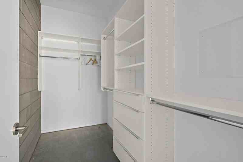 1316 E Fillmore St #1 - Photo 7 of 17