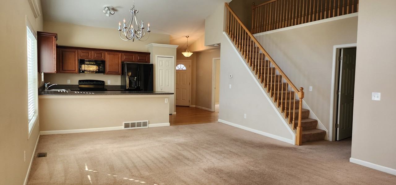 162 Slindes Woods Cir - Photo 2 of 21