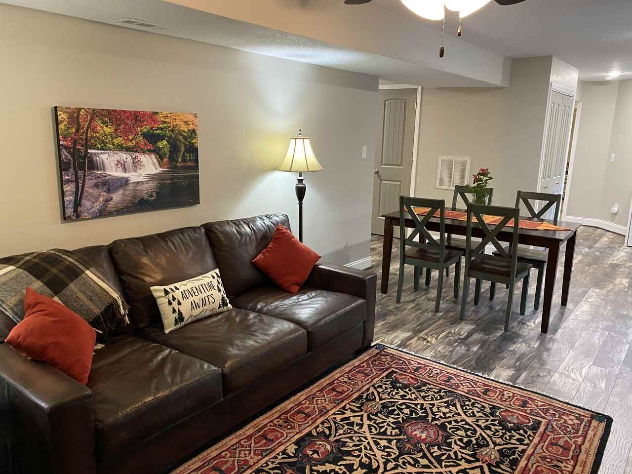 328 King Cir - Photo 4 of 23