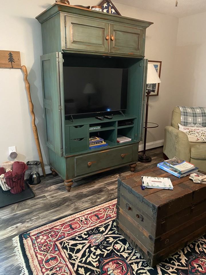 328 King Cir - Photo 6 of 23