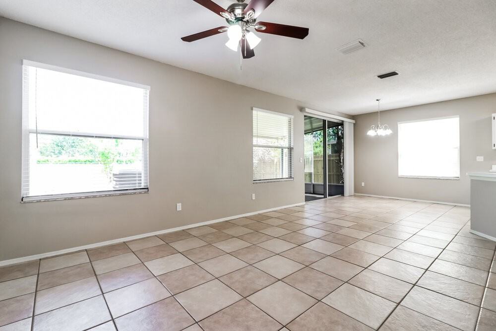 5109 Corvette Dr - Photo 4 of 17