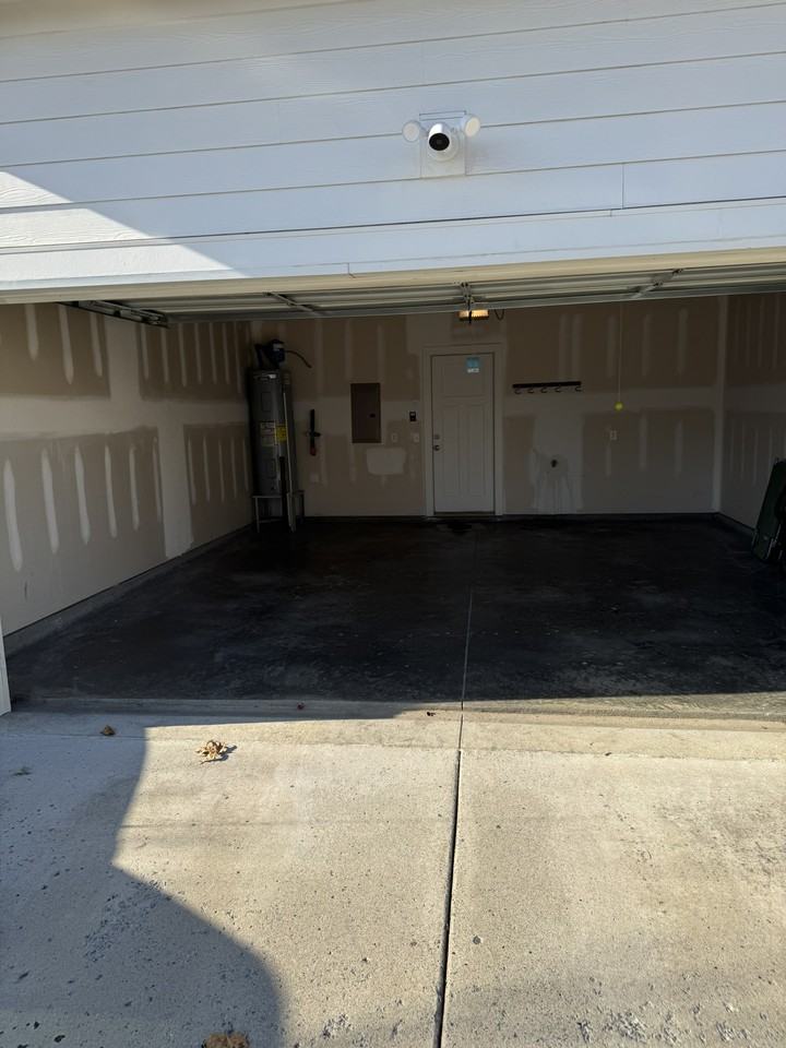 689 Hickory Industrial Dr #689 - Photo 4 of 18