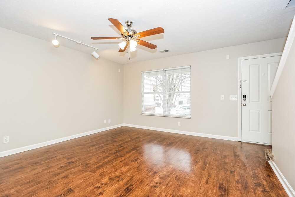 2860 Paddle Wheel Dr - Photo 4 of 17