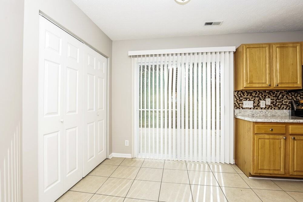 2860 Paddle Wheel Dr - Photo 7 of 17