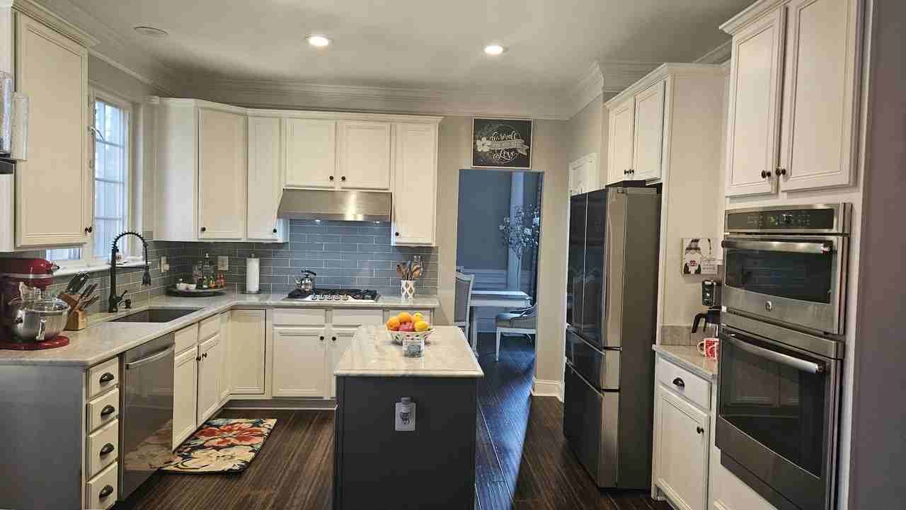 10692 Tattersall Dr #NA - Photo 6 of 30