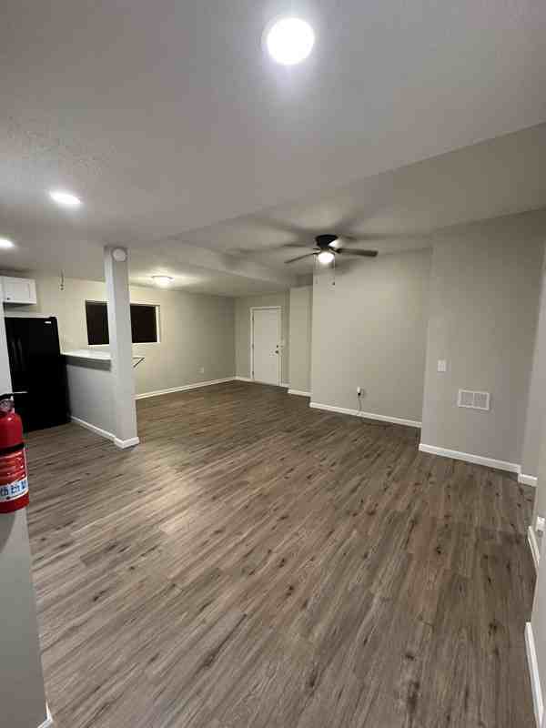 309 N Main St #B - Photo 2 of 9