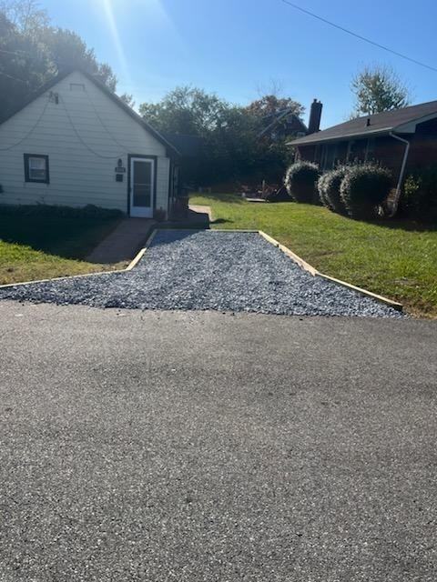 5600 White Oak Dr - Photo 3 of 27