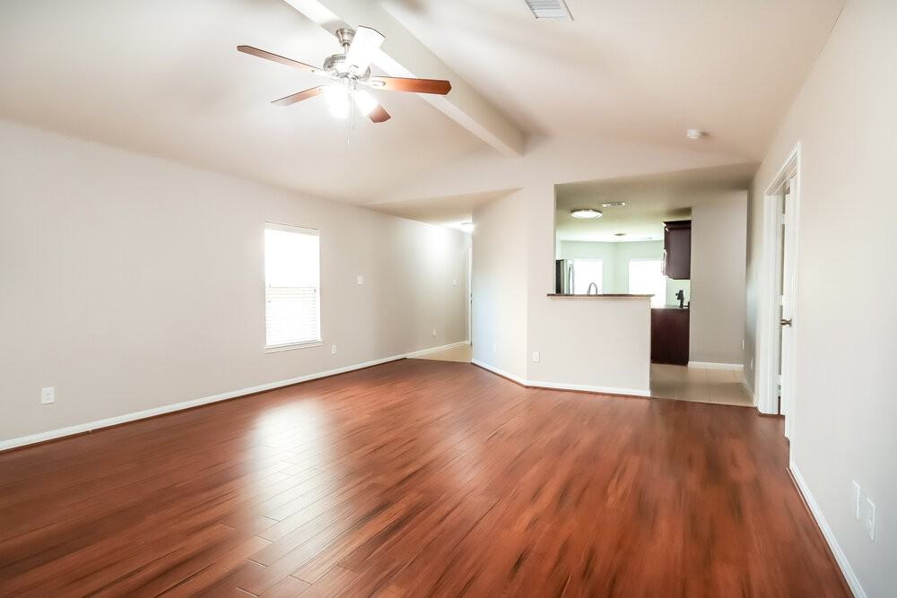12066 Quartersawn Ln - Photo 3 of 16