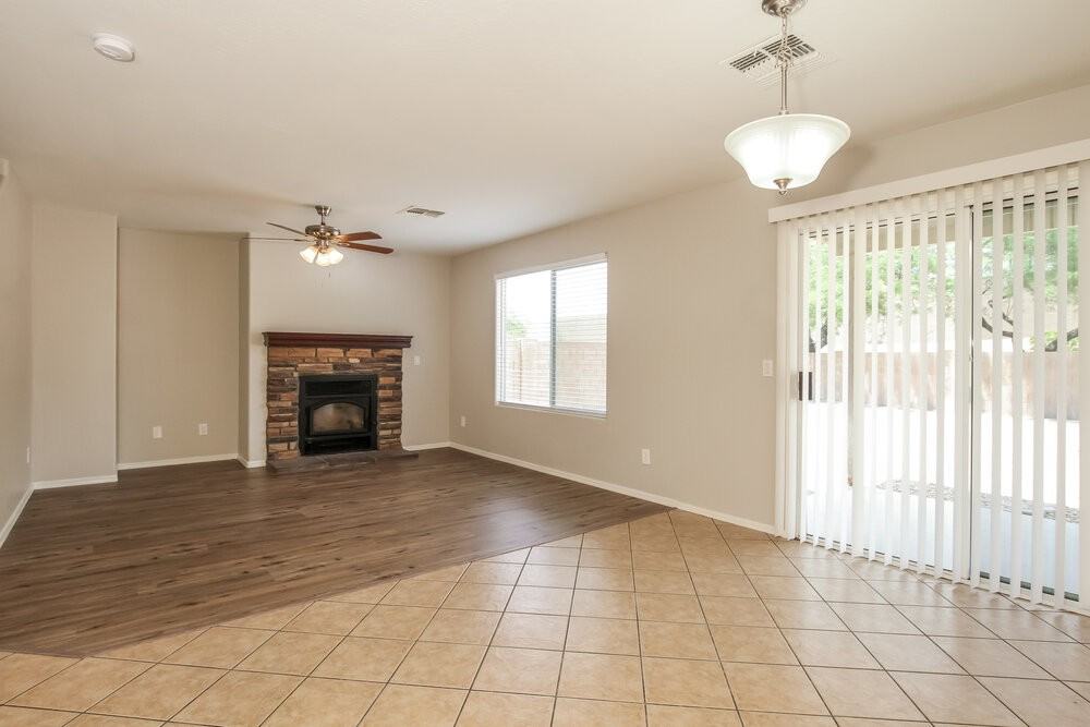 24236 W Lasso Ln - Photo 6 of 17