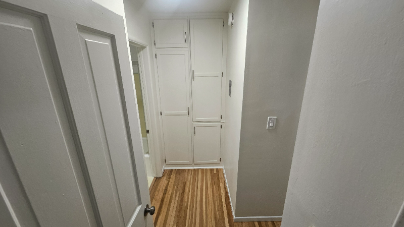 4221 Los Feliz Boulevard #6 - Photo 4 of 21