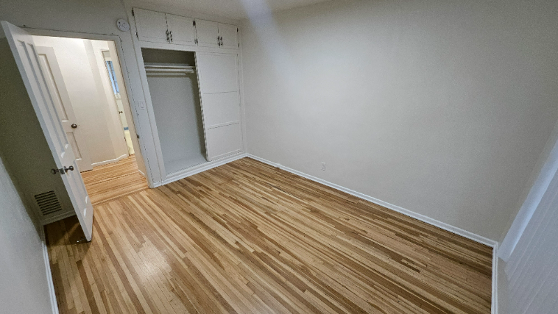 4221 Los Feliz Boulevard #6 - Photo 6 of 21