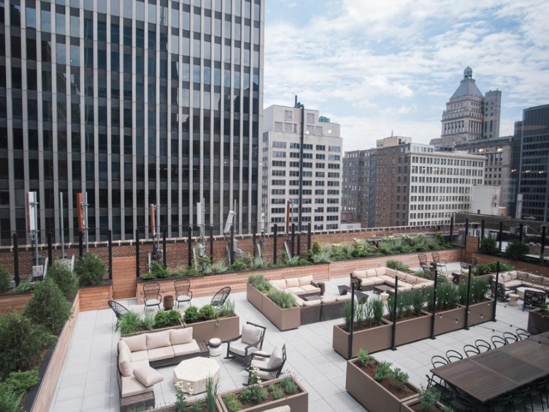 201 East Adams Street - Photo 7 of 8