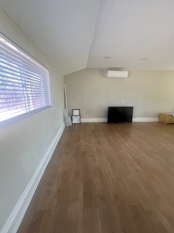5385 Howard Street - Photo 3 of 14