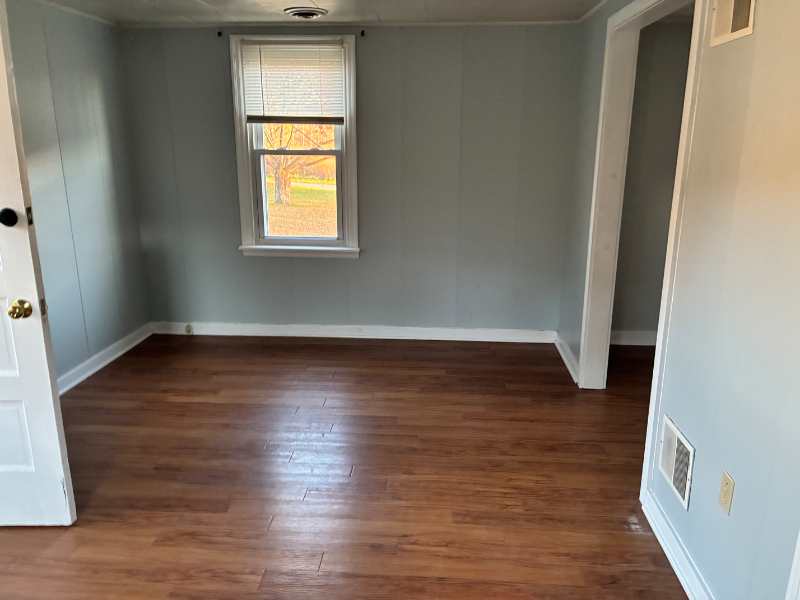 429 Camp Strause Rd - Photo 4 of 21