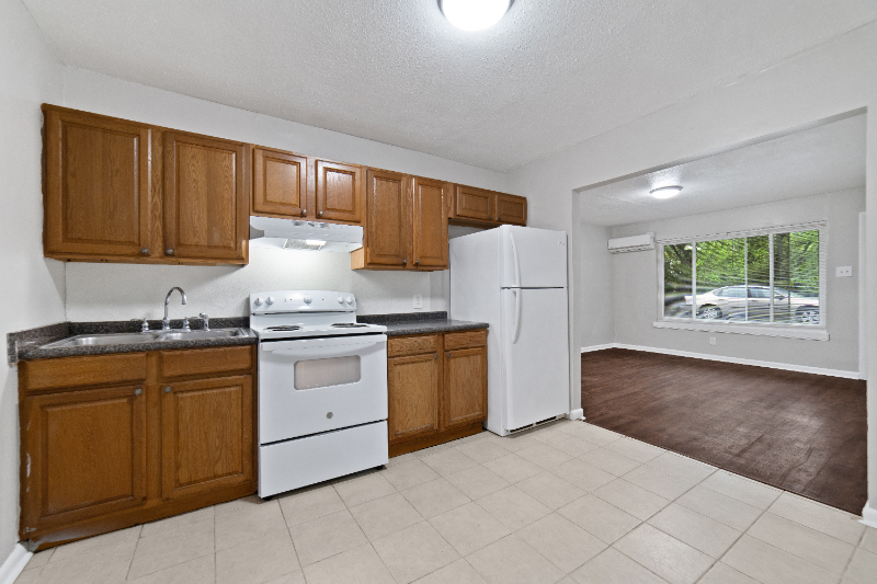 3410 Elizabeth St Nw #5 - Photo 6 of 11