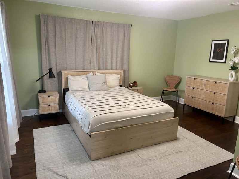 222 Glass Ave - Photo 4 of 20